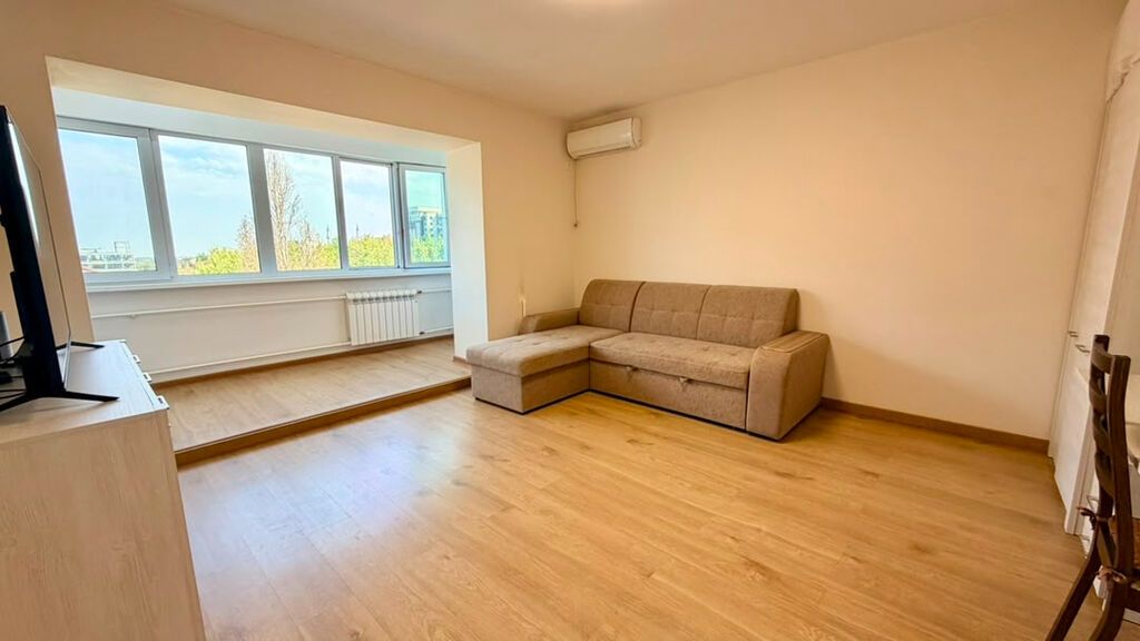 2 комнаты, 55 м², Цум Индивидуалка, 5 этаж, Свежий ремонт: фото 3