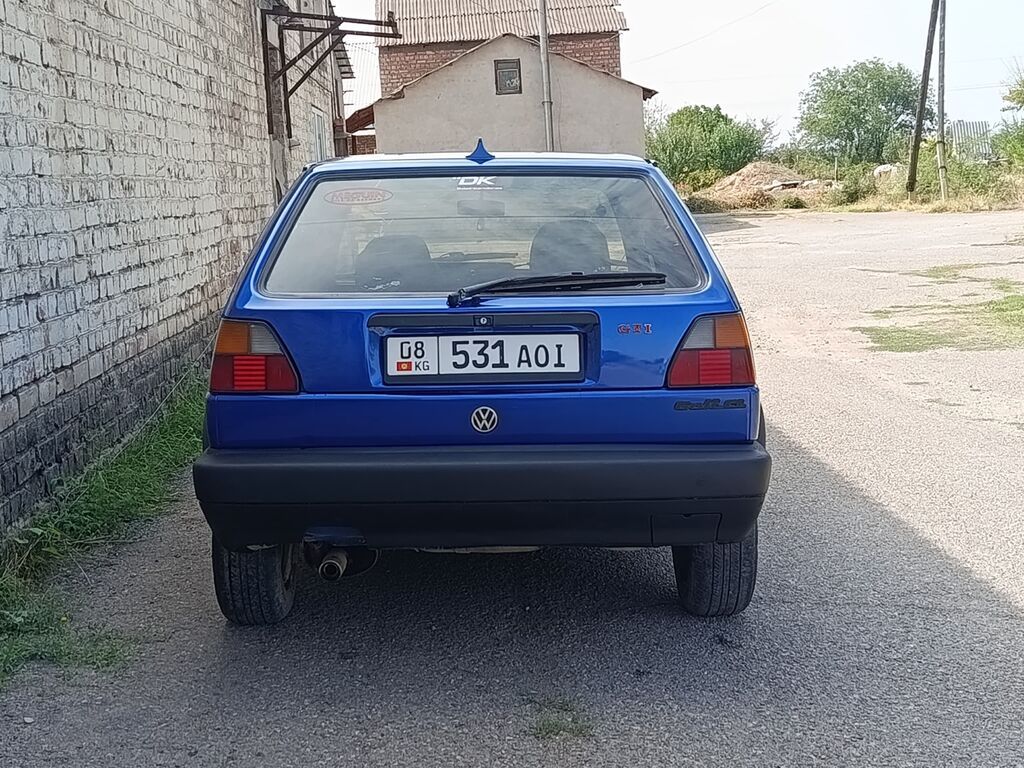 Volkswagen Golf GTI: 1989 г., 1.8 л, Механика, Бензин, Хэтчбэк: фото 4