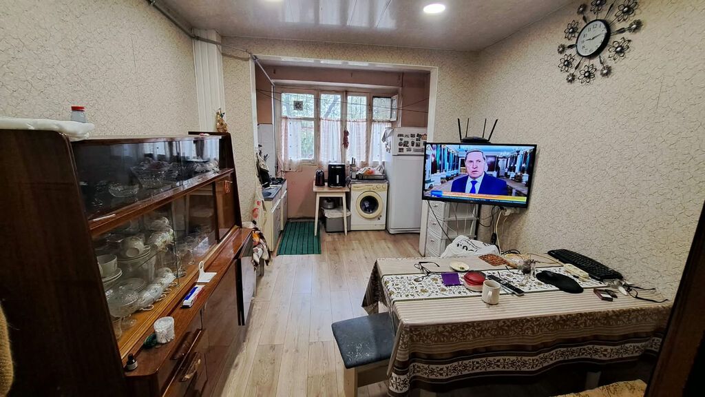 Əhmədlidə 5 otaqlı köhnə tikili mənzil satılır, 82 m², 235 000 AZN, şəkil 2 / 8