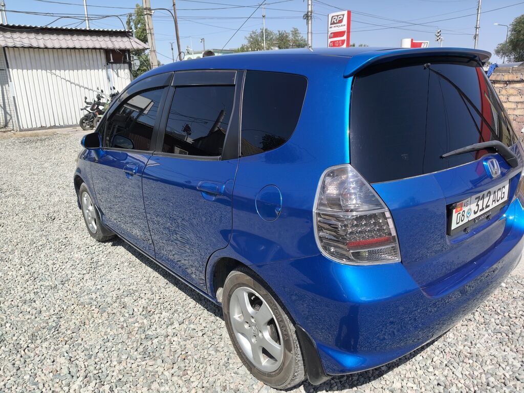 Honda Fit: 2003 г., 1.5 л, Вариатор, Бензин, Хэтчбэк: фото 4