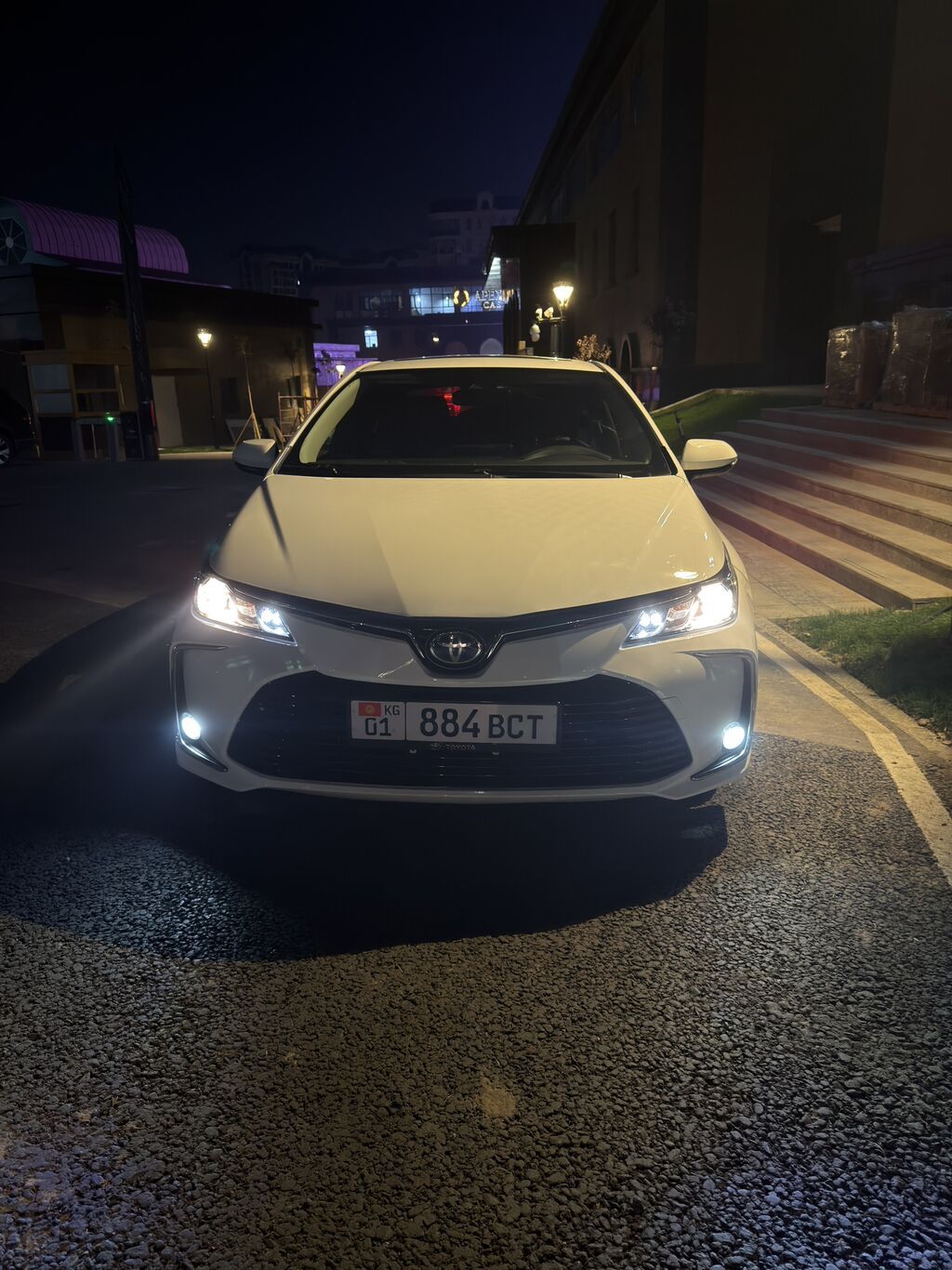 Toyota Corolla: 2021 г., 1.8 л, Автомат, Гибрид: фото 2