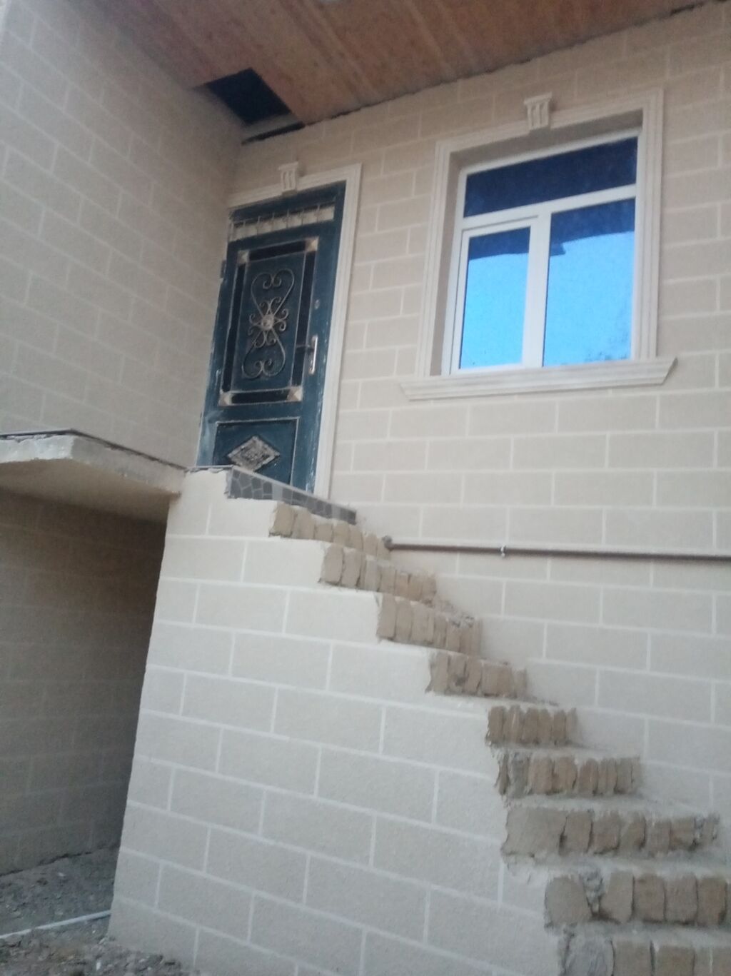 4 otaqlı, 85 kv. m, Kredit yoxdur, Yeni təmirli