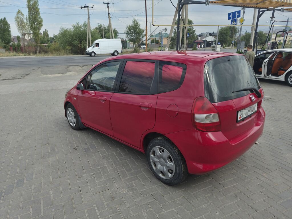 Honda Jazz: 2006 г., 1.4 л, Вариатор, Бензин, Хэтчбэк: фото 5