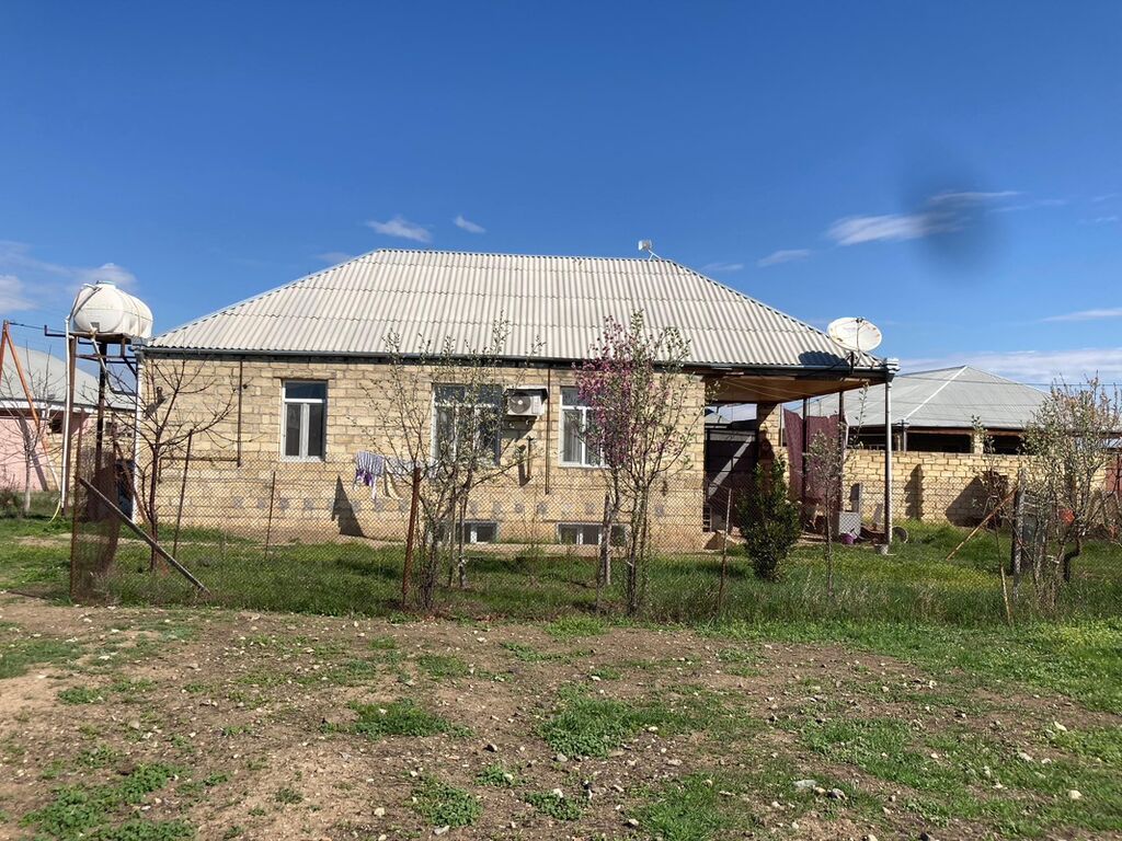 3 otaqlı, 132 kv. m