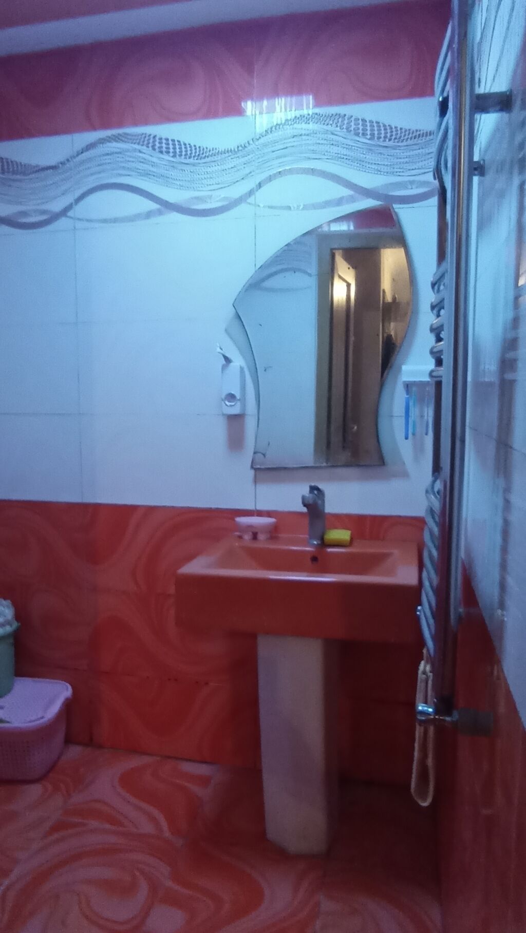 Xırdalan, 3 otaqlı, Köhnə tikili, 75 kv. m