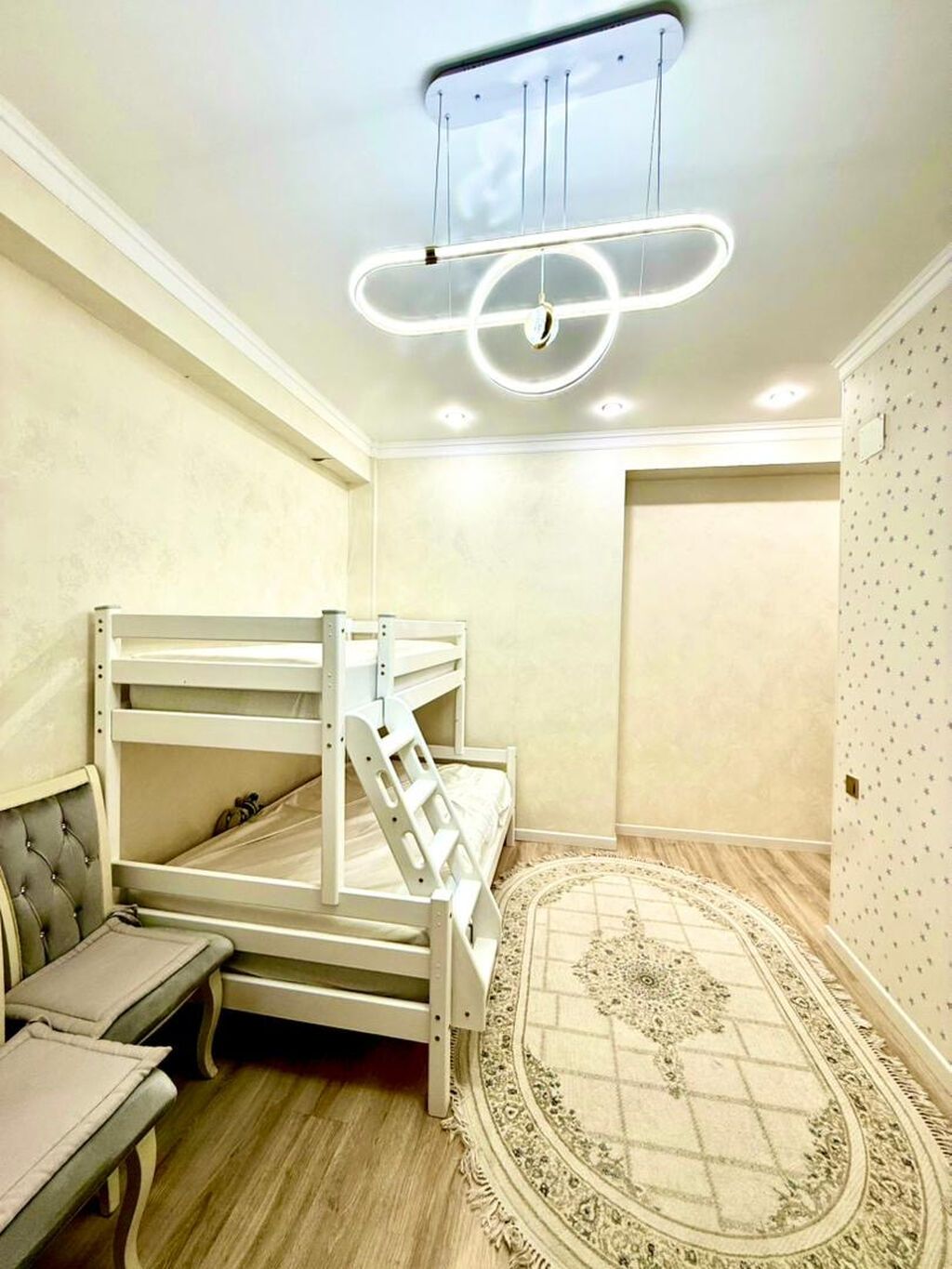 3 комнаты, 85 м², Джал мкр (в т.ч. Верхний, Нижний, Средний) 14 этаж, Евроремонт: фото 2