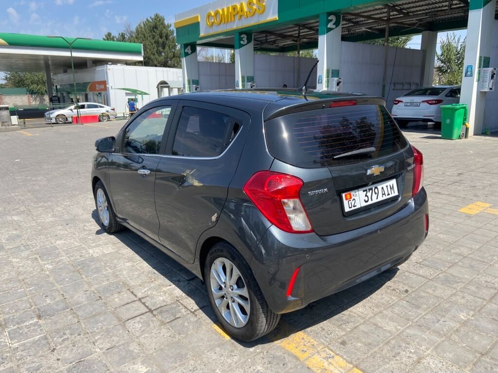 Chevrolet Spark: 2018 г., 1 л, Автомат, Бензин, Хэтчбэк: фото 5