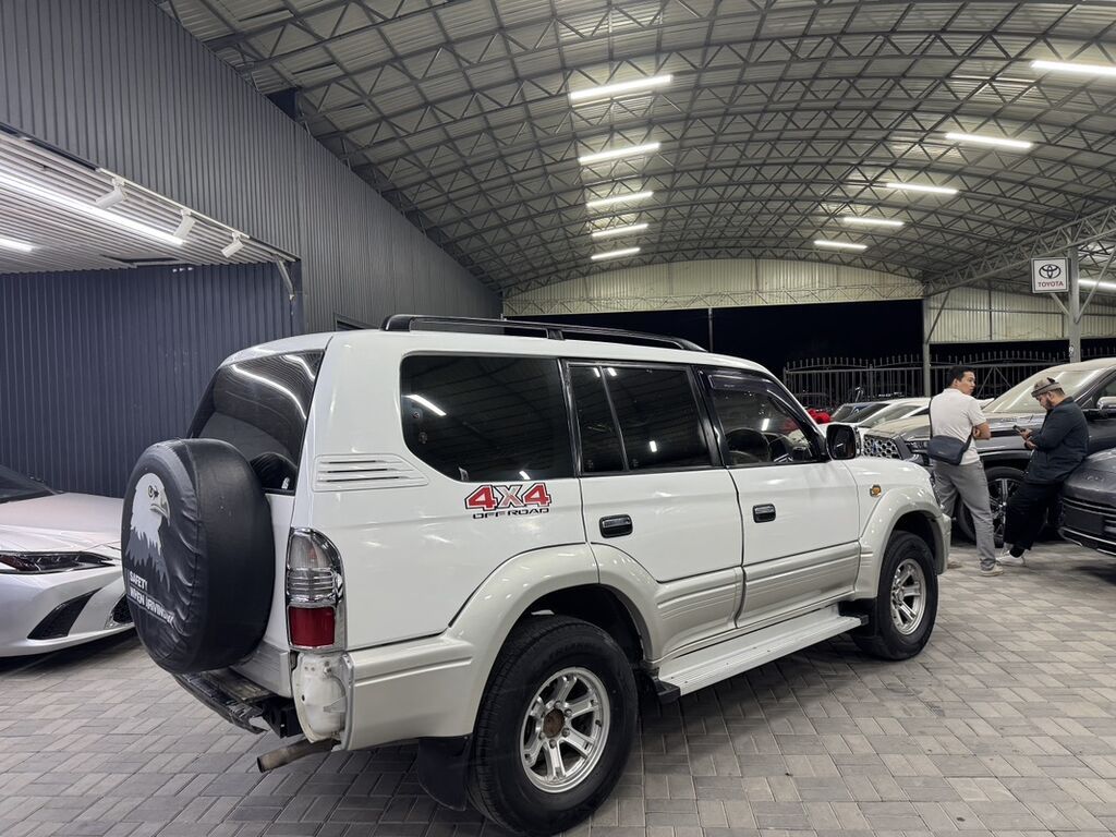 Toyota Land Cruiser Prado: 2000 г., 2.7 л, Автомат, Бензин, Внедорожник: фото 4