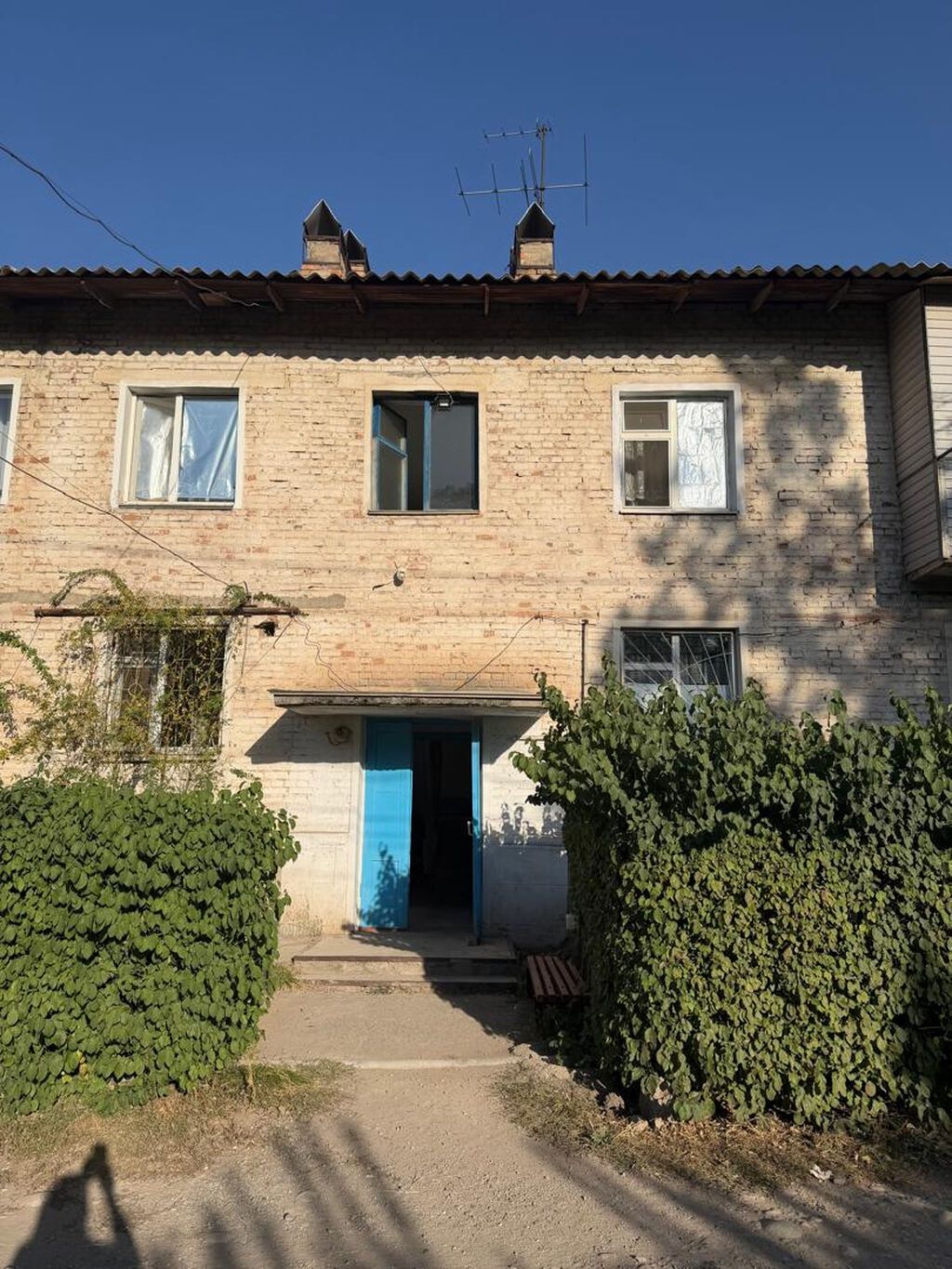 2 комнаты, 42 м², Киргизия 1 Хрущевка, 1 этаж, Требуется ремонт: фото 8