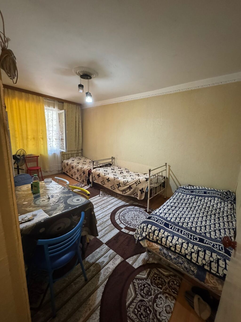 Bakı, 4-cü mikrorayon, 2 otaqlı, Köhnə tikili, m. Nəsimi, 40 kv. m