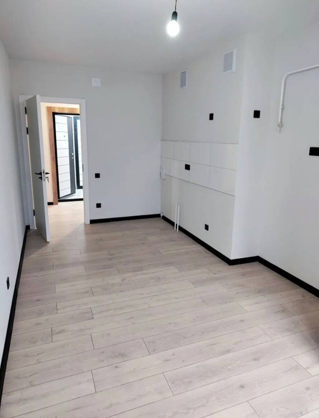 3 комнаты, 96 м², АЮ Гранд Элитка, 1 этаж, Евроремонт: фото 2