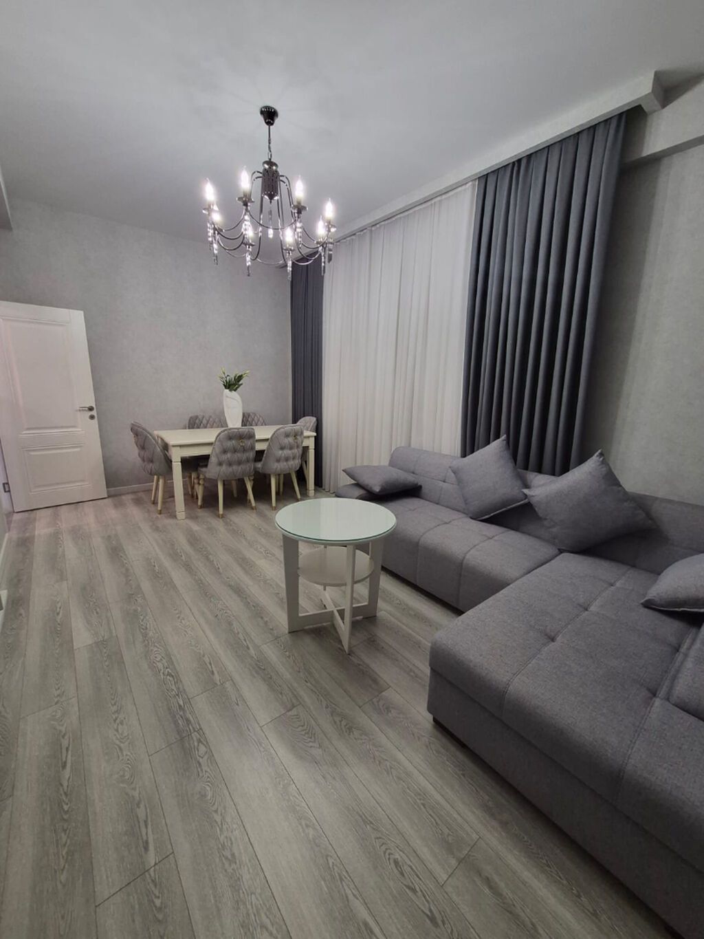 Nizami rayonu, Qara Qarayev metrosunun yaxını, Sevinc Mall-un yanında