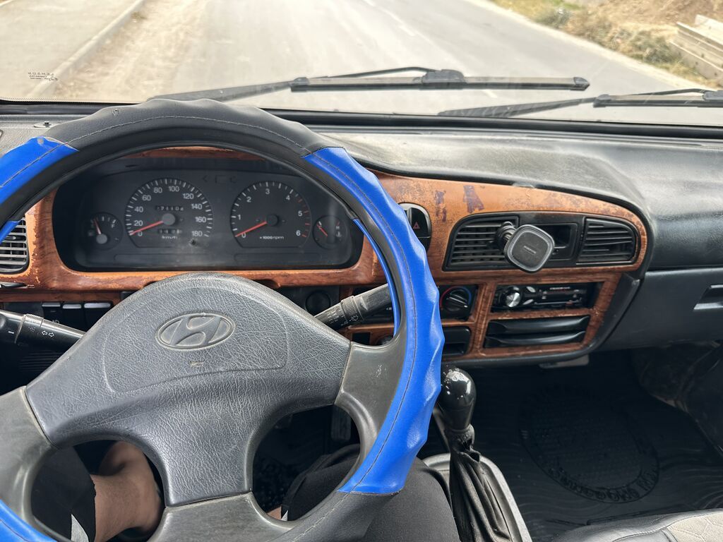 Hyundai Porter: 2002 г., 2.6 л, Дизель: фото 8