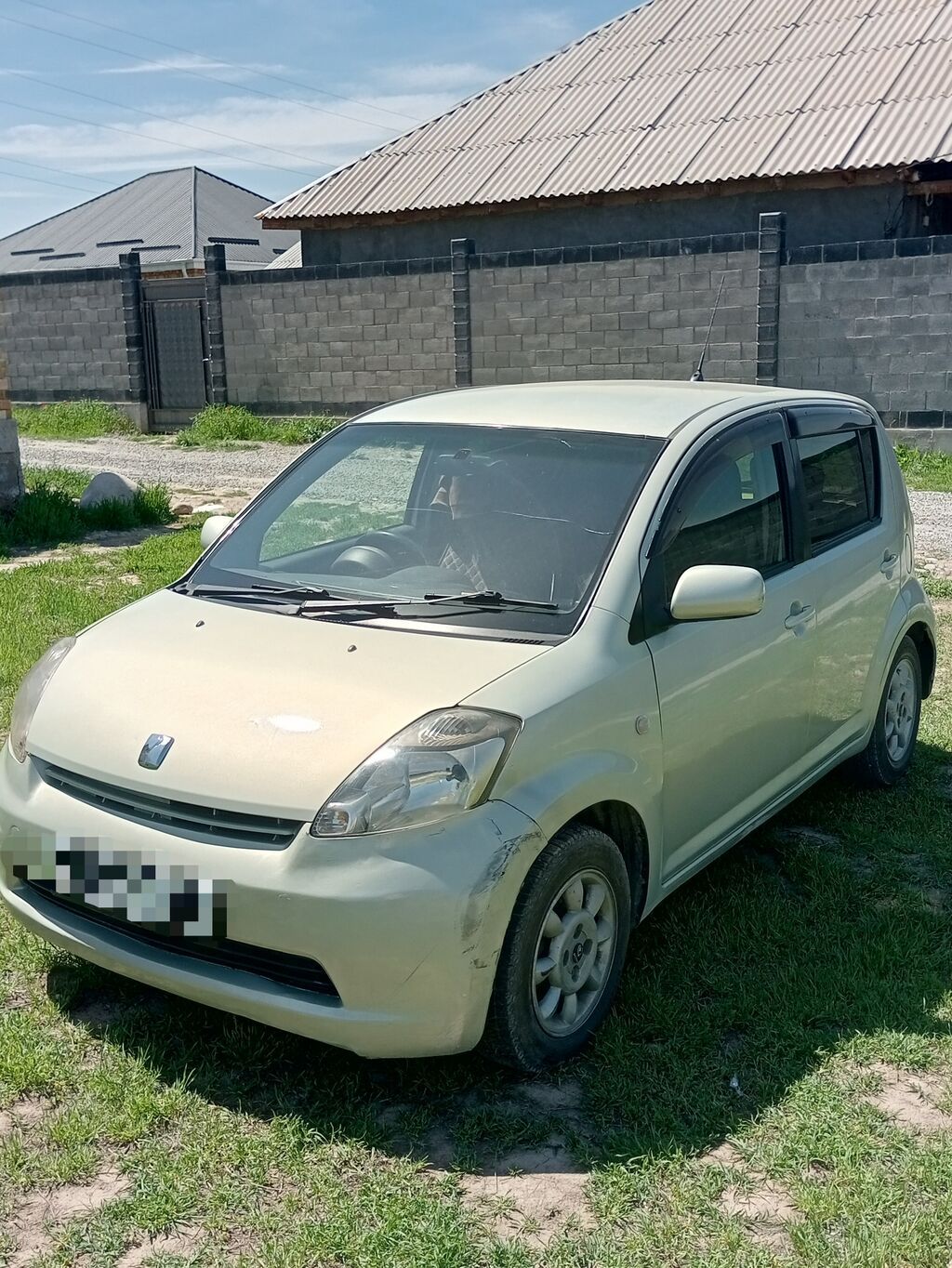 Toyota Passo: 2005 г., 1 л, Автомат, Хэтчбэк: фото 3