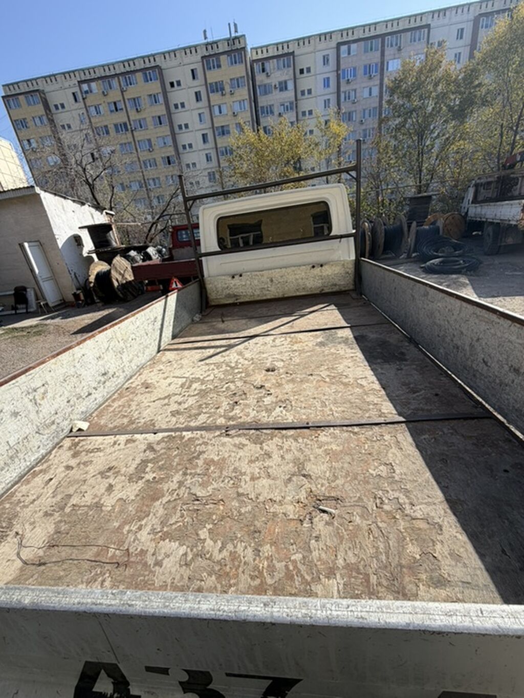 Бортовой грузовик Mercedes-Benz Sprinter 2,9 об 1 хозяин 12 жыл: фото 6