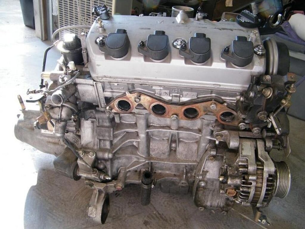 Двигатель д 17. Хонда двигатель d17a2. Двигатель d17a Honda Stream. Хонда стрим 1.7 двигатель. Мотор Хонда д17.
