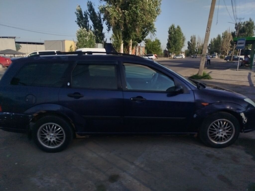 Ford Focus: 2000 г., Бензин, Универсал: фото 3