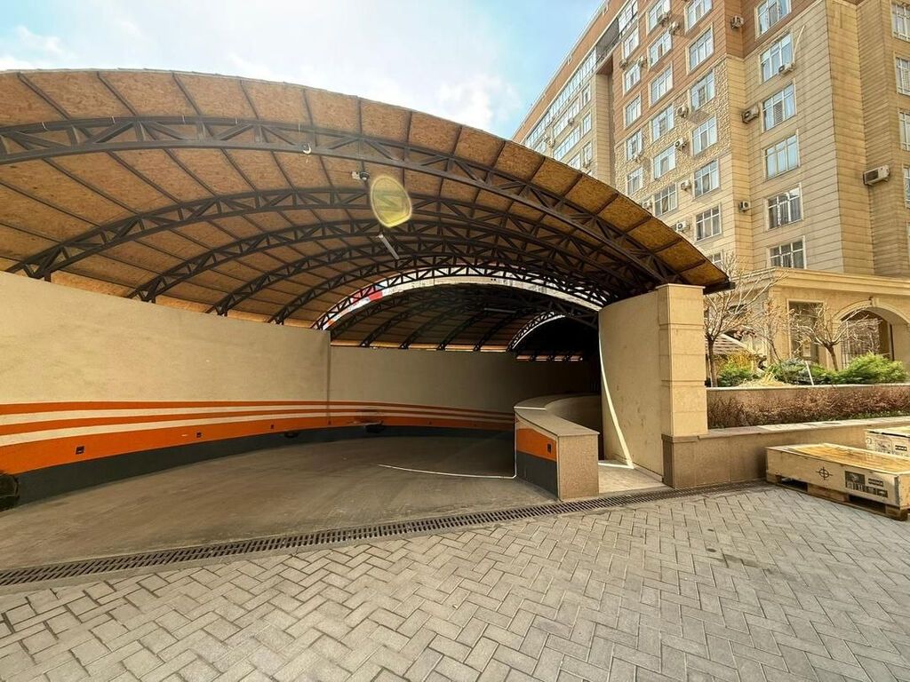 4 комнаты, 120 м², Золотой квадрат Элитка, 8 этаж, Дизайнерский ремонт: фото 5