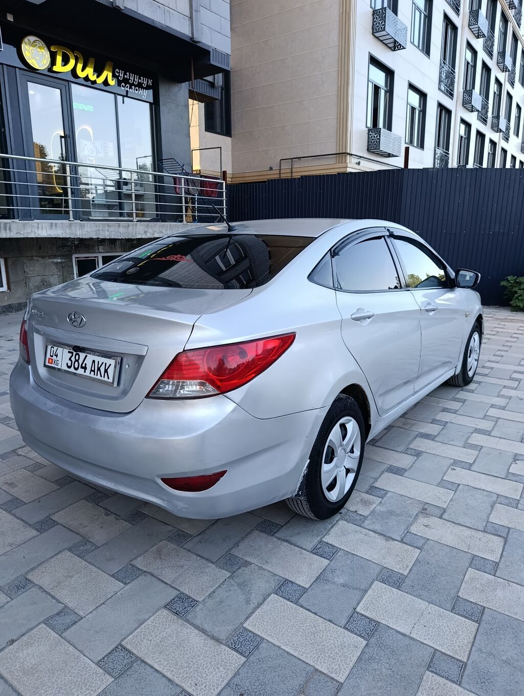 Hyundai Solaris: 2014 г., 1.6 л, Бензин, Седан: фото 4