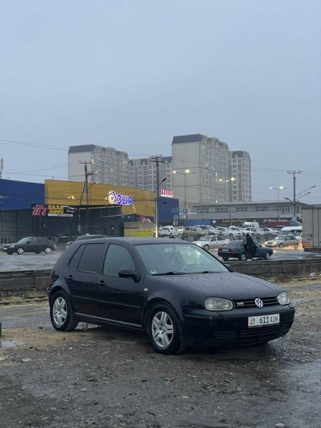 Volkswagen Golf GTI: 2002 г., 2 л, Автомат, Газ, Хэтчбэк: фото 1