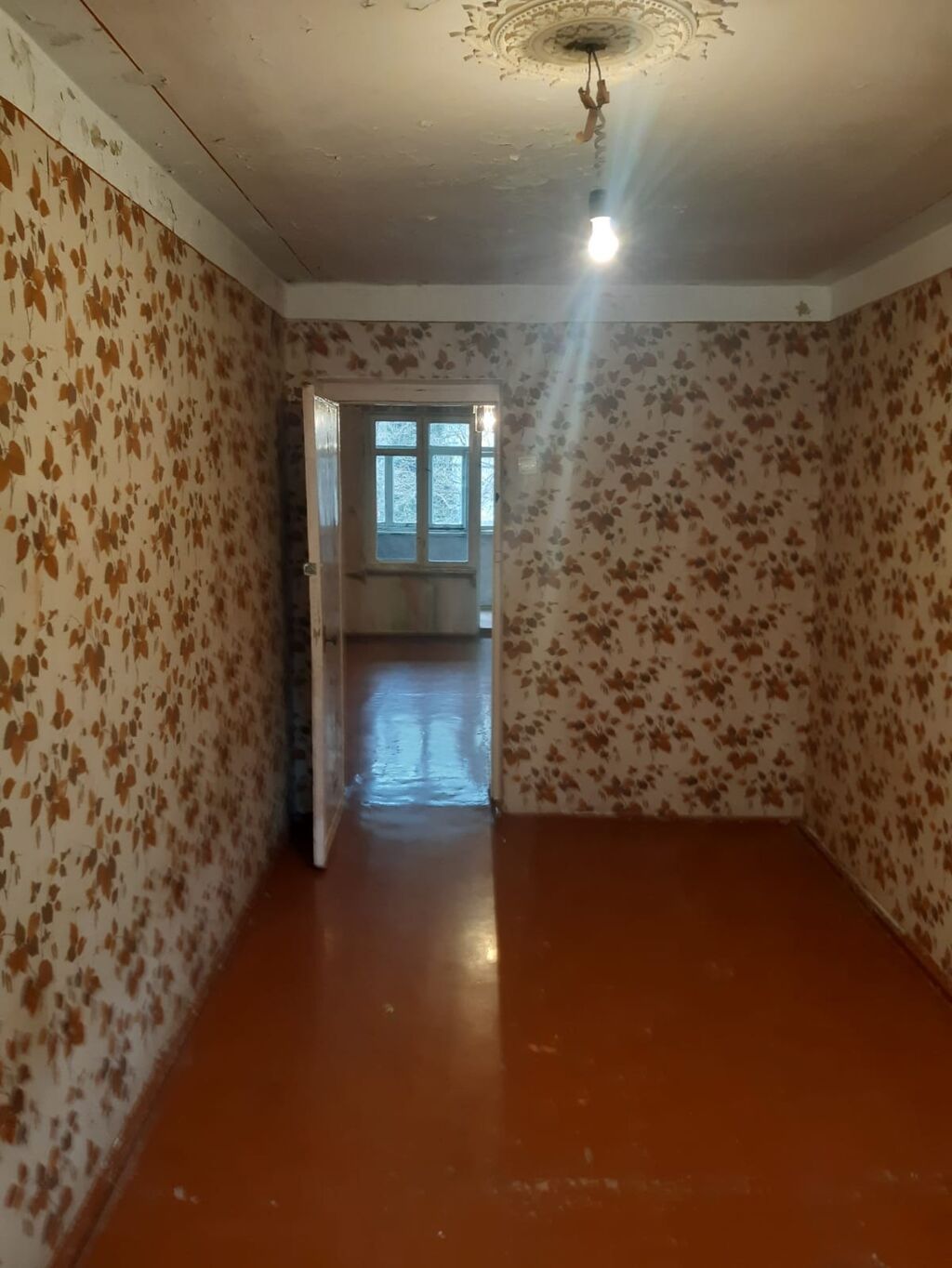 Sumqayıt, 3 otaqlı, Köhnə tikili, 72 kv. m