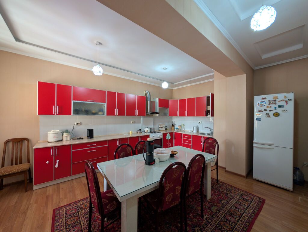 300 м², 6 комнат и более, Тунгуч мкр: фото 3
