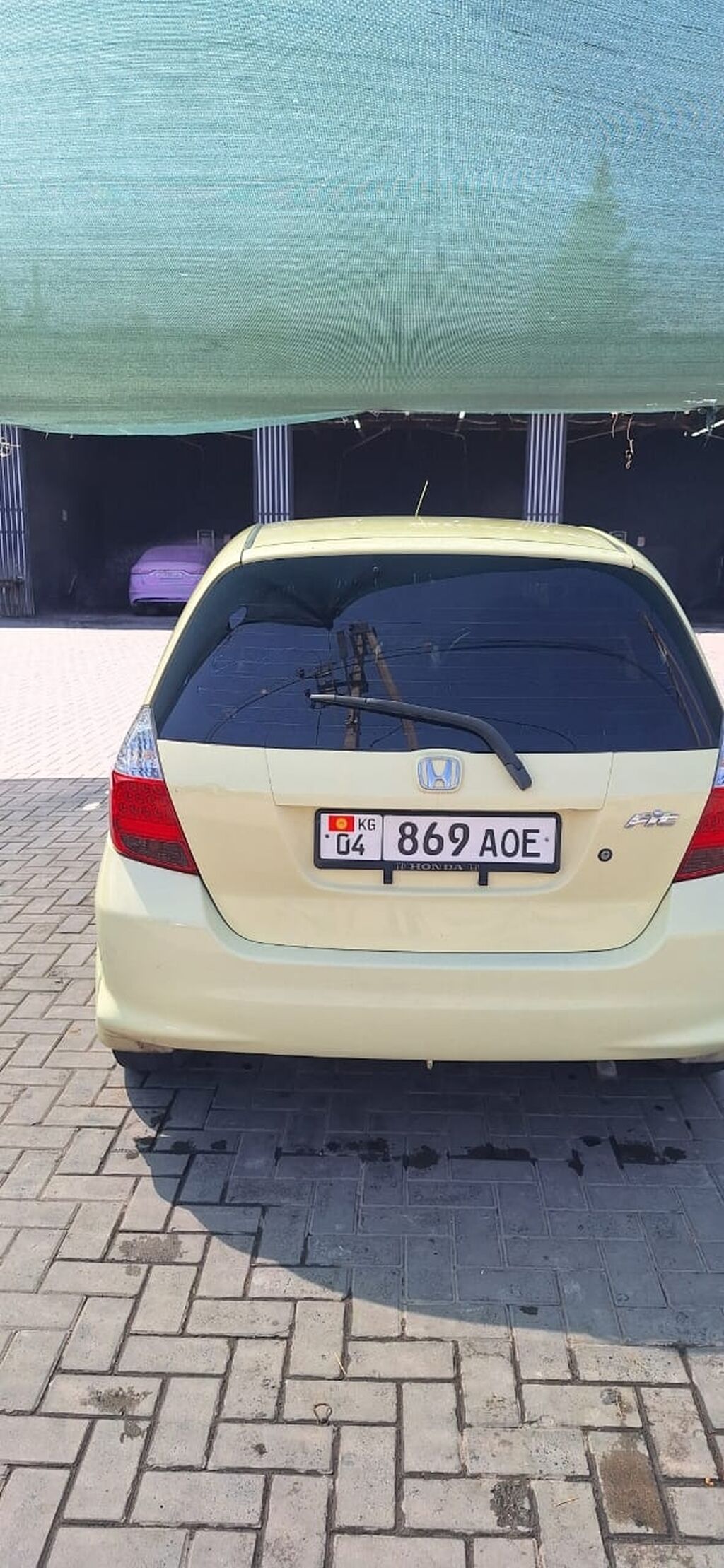 Honda Fit: 2002 г., 1.3 л, Вариатор, Хэтчбэк: фото 2