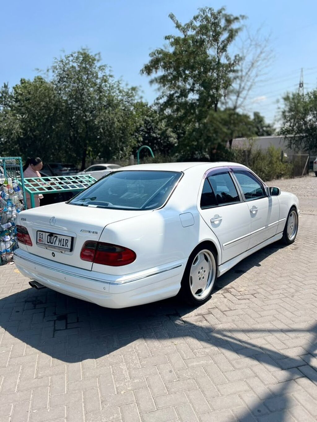 Mercedes-Benz E-Class: 2001 г., 5.5 л, Автомат, Бензин, Седан: фото 4