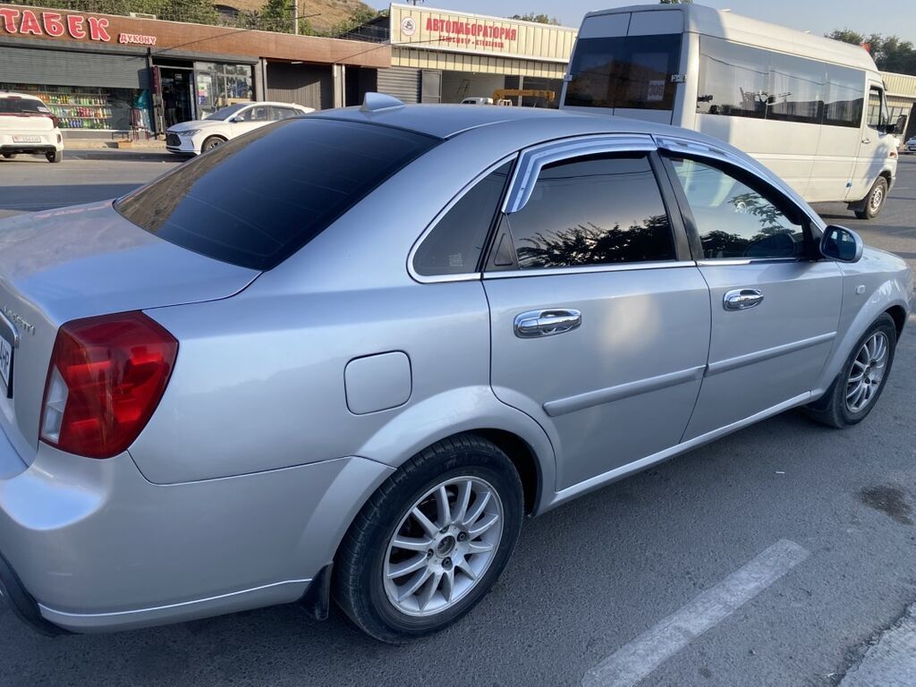 Daewoo Lacetti: 2005 г., 1.6 л, Автомат, Бензин, Седан: фото 4