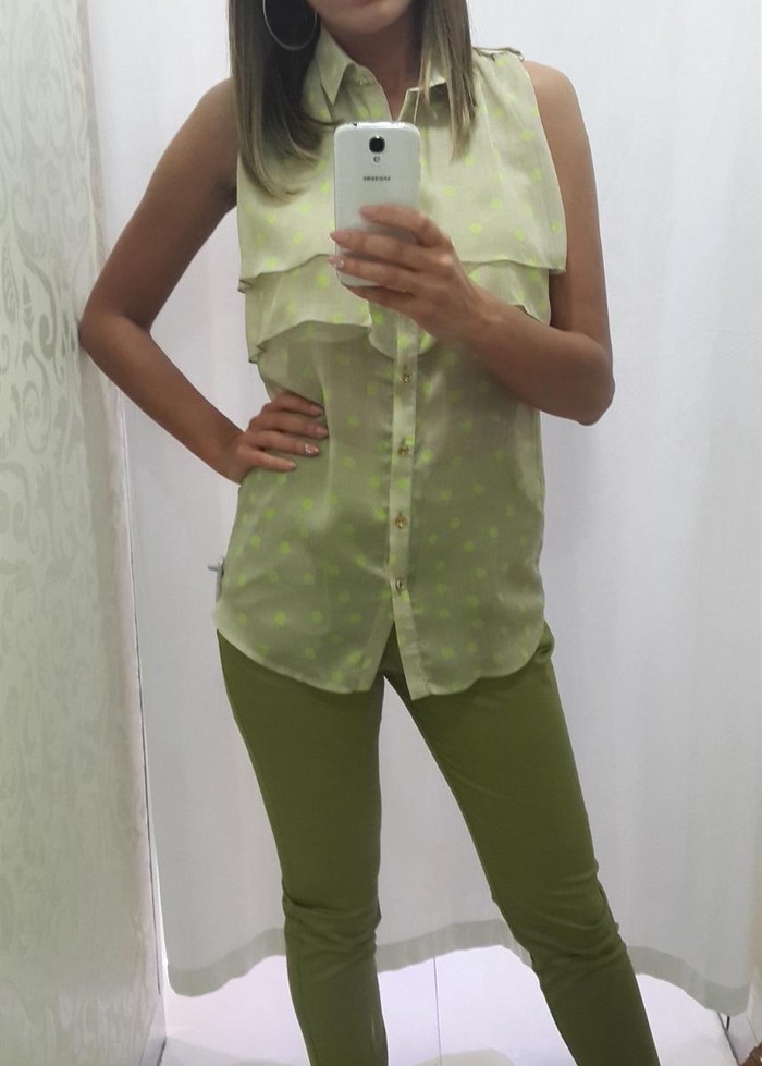 Košulje i bluze: PS fashion kosuljica
Prelepa, nova
Velicina 38 na lalafo.rs PS fashion kosuljica
Prelepa, nova
Velicina 38 - Kraljevo