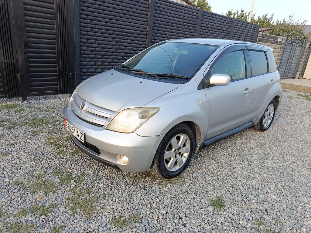 Toyota Ist: 2003 г., 1.5 л, Автомат, Бензин, Хэтчбэк: фото 4