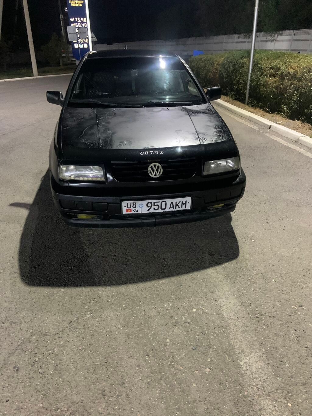 Volkswagen Vento: 1994 г., 1.8 л, Механика, Бензин, Седан: фото 6