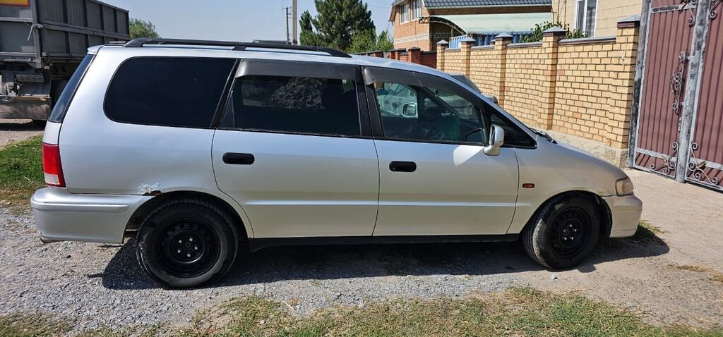 Honda Odyssey: 1998 г., 2.3 л, Автомат, Бензин, Минивэн: фото 7