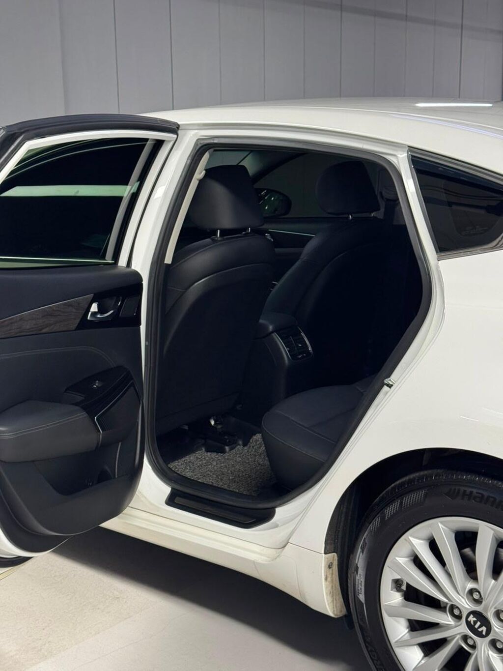 Kia K7: 2020 г., 3 л, Автомат, Газ, Кроссовер: фото 5