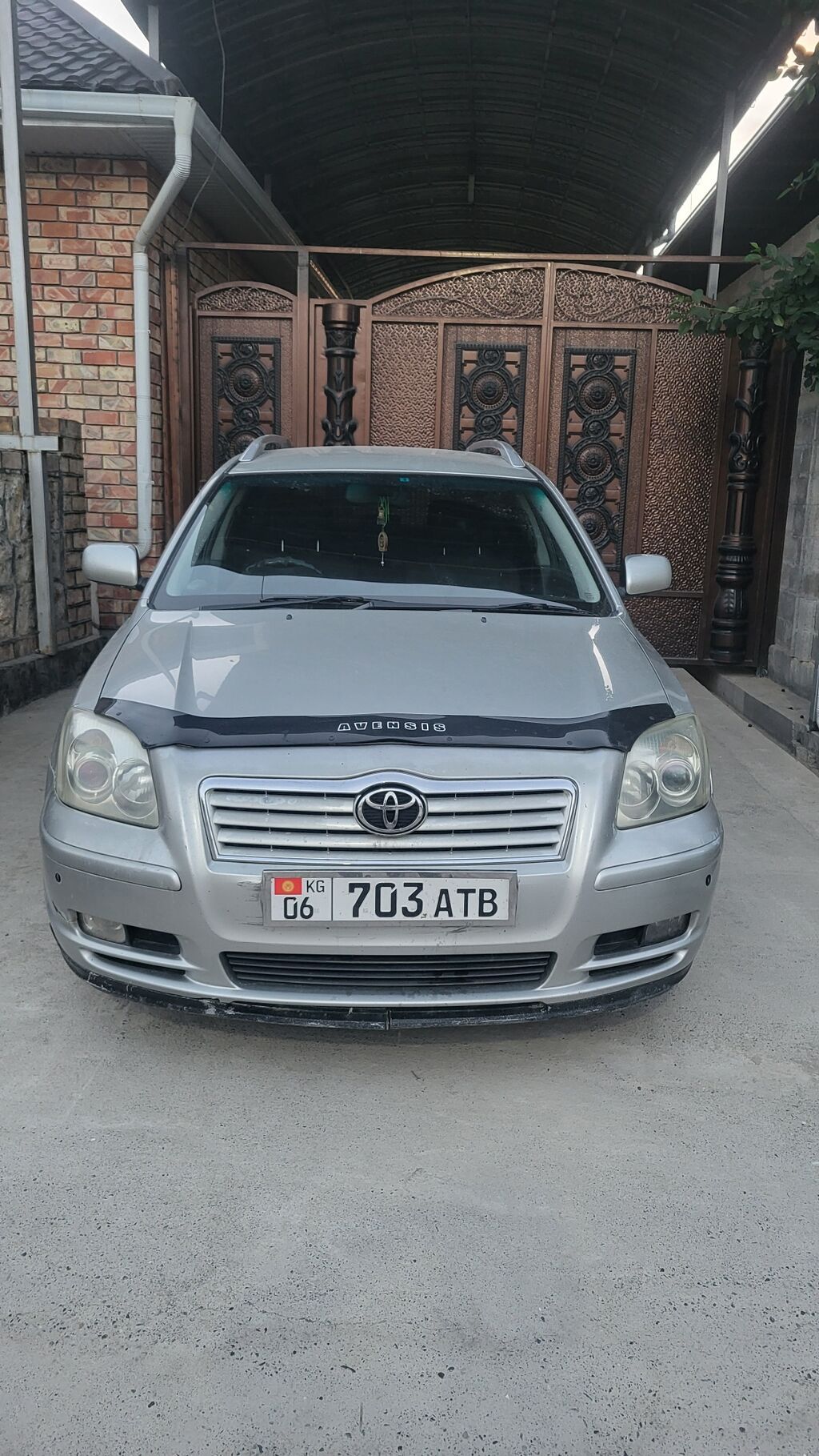 Toyota Avensis: 2004 г., 2 л, Автомат, Бензин, Универсал — фото 6