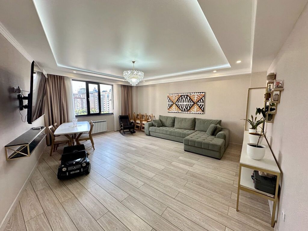 3 комнаты, 133 м², Асанбай мкр Элитка, 10 этаж, Евроремонт: фото 2