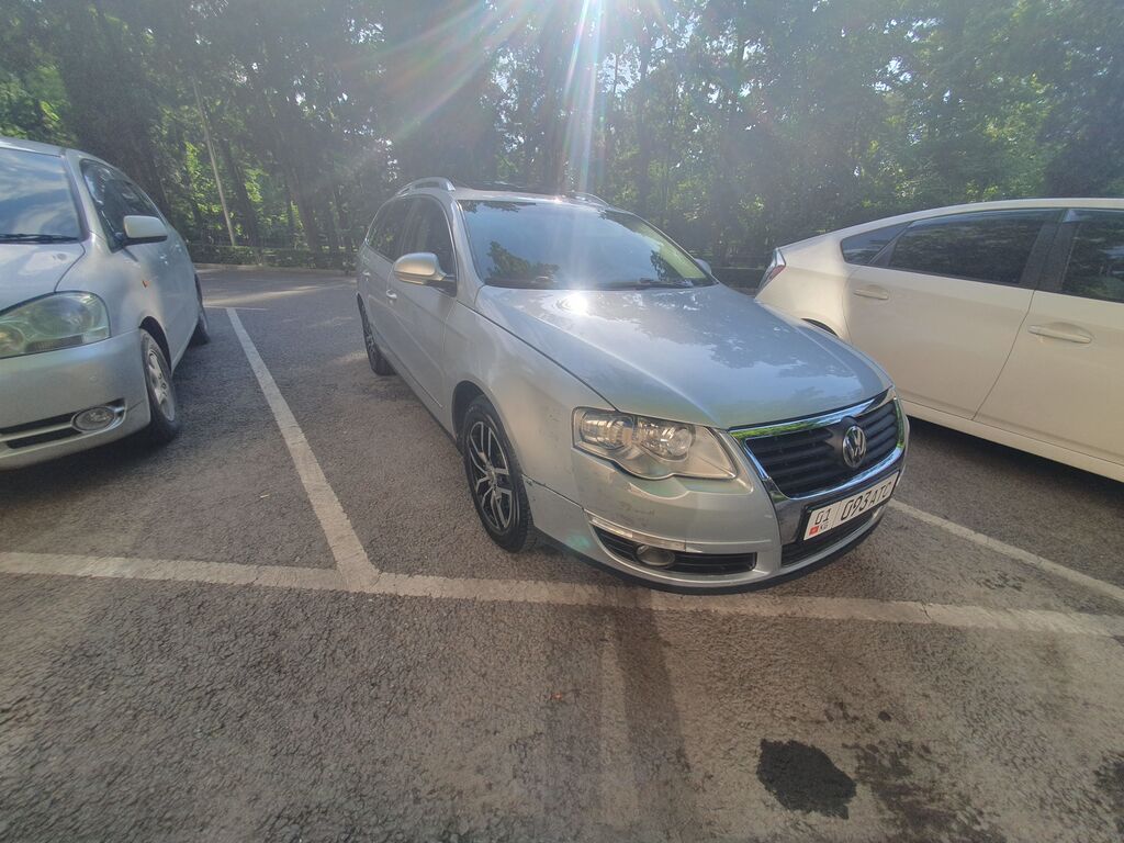 Volkswagen Passat Variant: 2008 г., 2 л, Автомат, Бензин, Универсал — фото 2