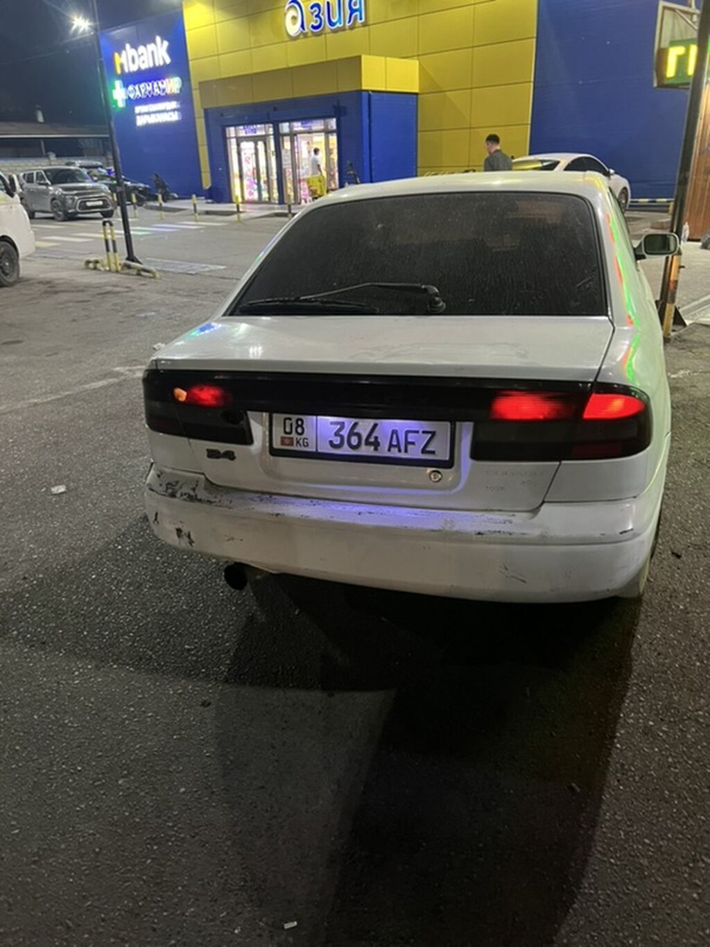 Subaru Legacy: 1999 г., Автомат, Бензин, Седан: фото 3