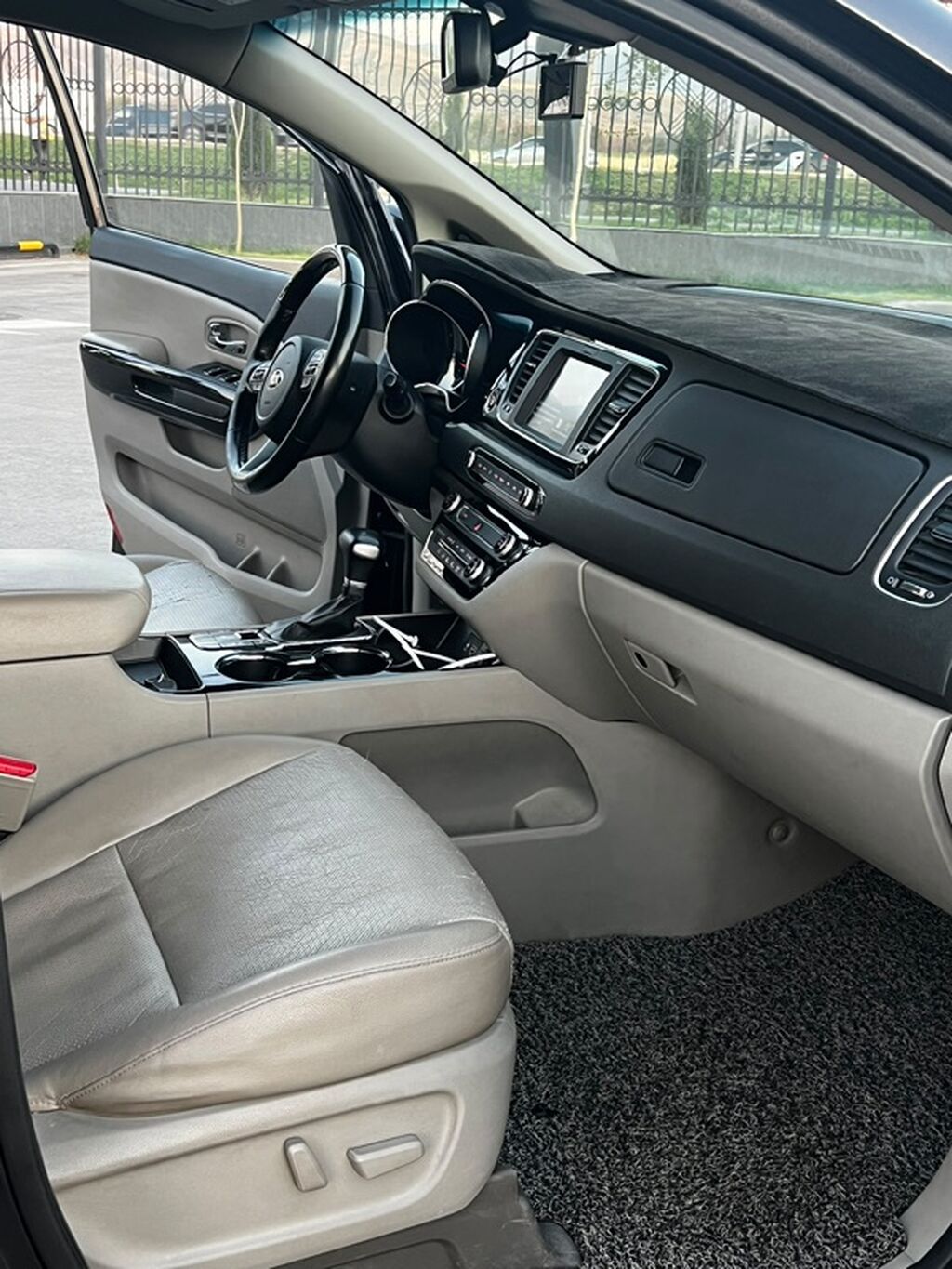 Kia Carnival: 2019 г., 2.2 л, Дизель, Минивэн — фото 7