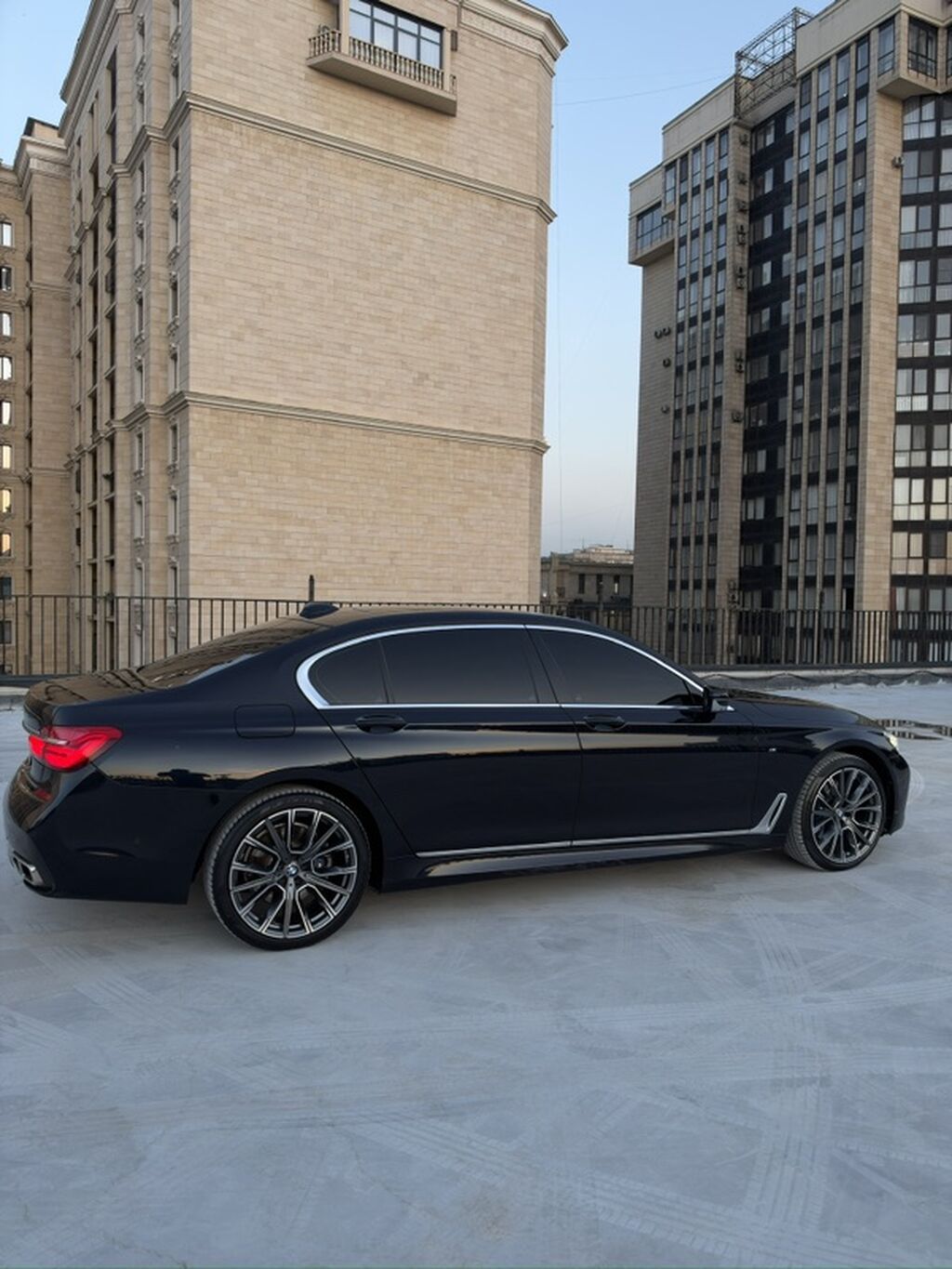 BMW 7 series: 2017 г., 3 л, Автомат, Бензин, Седан: фото 3