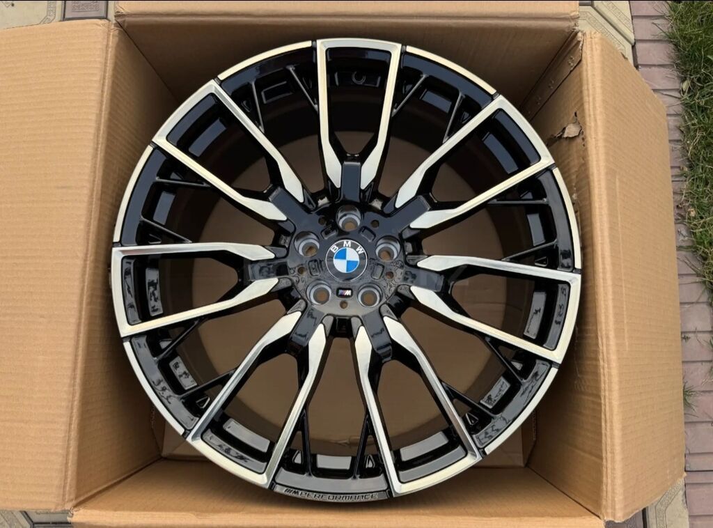 Диски R 21 BMW, Комплект, отверстий - 5, Новый: фото 2