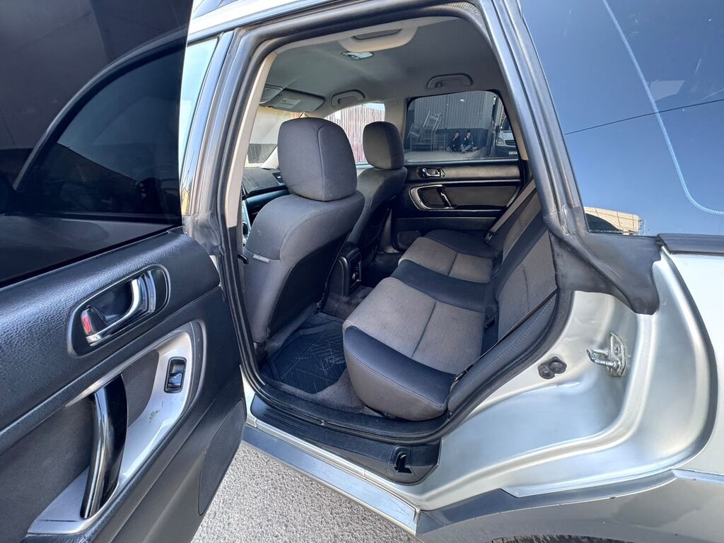 Subaru Outback: 2007 г., 2.5 л, Автомат, Бензин, Универсал: фото 6