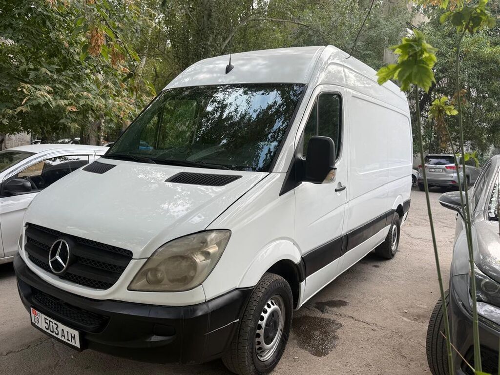 Mercedes-Benz Sprinter (длинная база, высокий потолок), белый фургон: фото 2