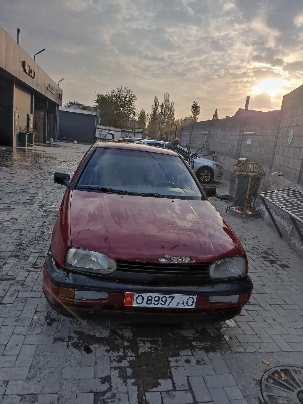 Volkswagen Vento: 1992 г., 1.8 л, Бензин, Седан: фото 5