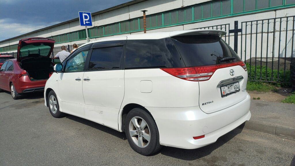 Toyota Estima: 2008 г., 3.5 л, Автомат, Бензин, Минивэн: фото 3