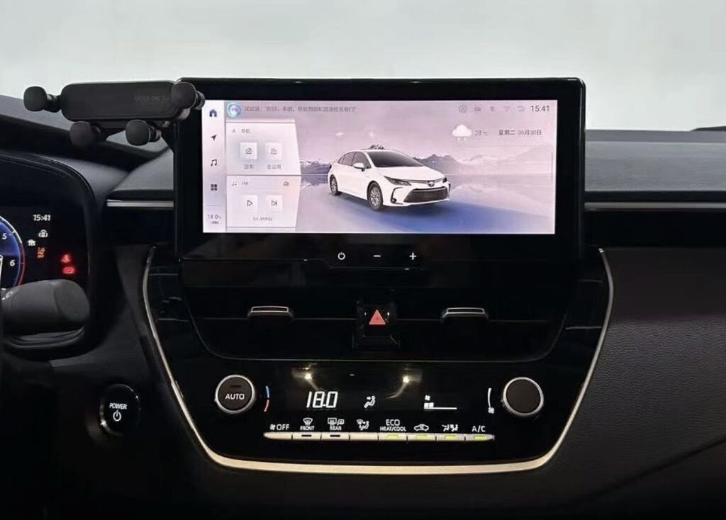 Штатный монитор Toyota Corolla 2024 рестайлинг Продаю оригинальный: фото 2