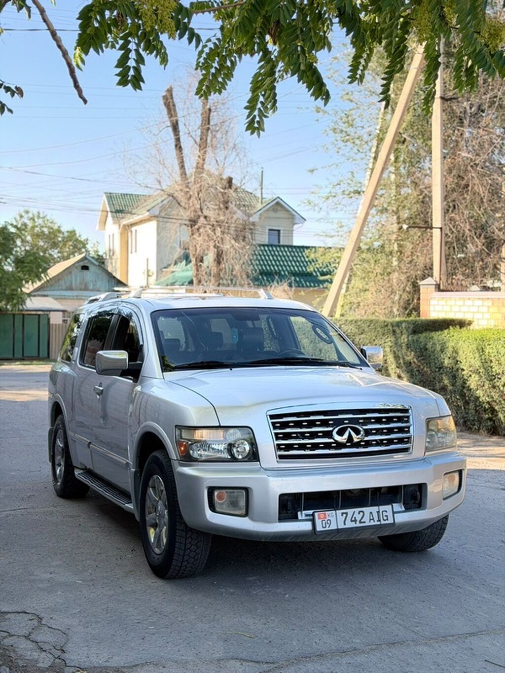 Продам Infiniti QX56 2005, газ, отличное состояние: фото 1