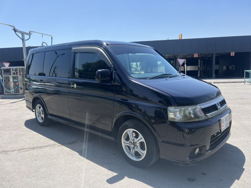 Honda Stepwgn: 2003 г., 2.4 л, Автомат, Бензин, Минивэн: фото 2