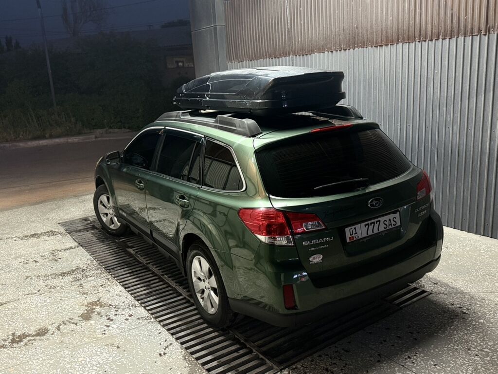 Subaru Outback: 2011 г., 2.5 л, Автомат, Бензин, Универсал: фото 3