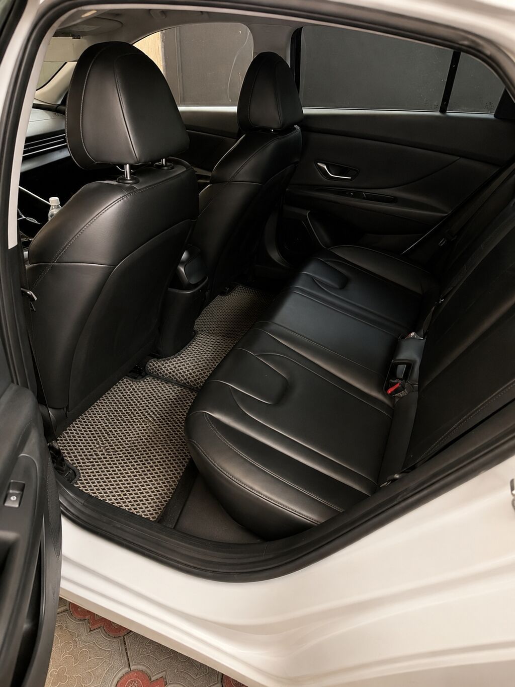 Hyundai Avante: 2021 г., 1.6 л, Автомат, Газ, Седан: фото 3